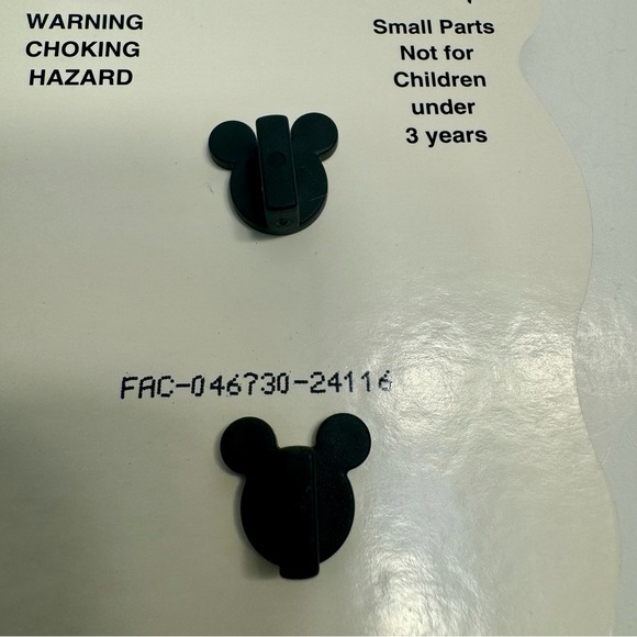 NWT. D23 Expo 2024: Pluto Dog Self Portrait Collection - Pluto -LE 400 - Picture 11 of 11